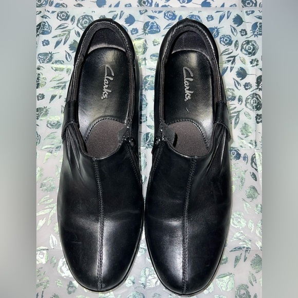 Clarks Leather Shoes - Picture 8 of 12